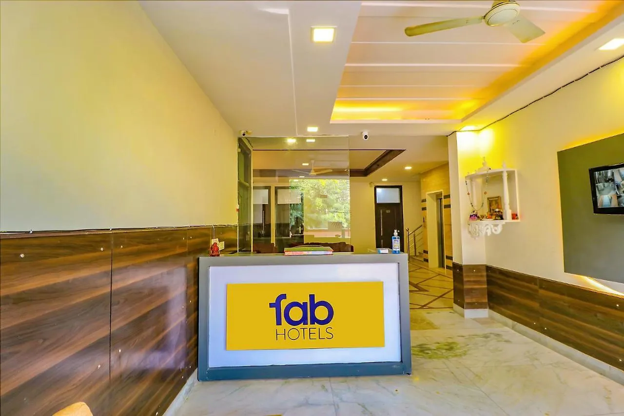 Fabhotel Palm Court Delhi  3*, Delhi (National Capital Territory of India)